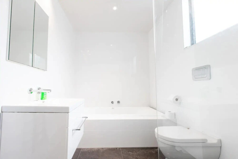 Luxury 4 Bedroom Home With Private Cinema