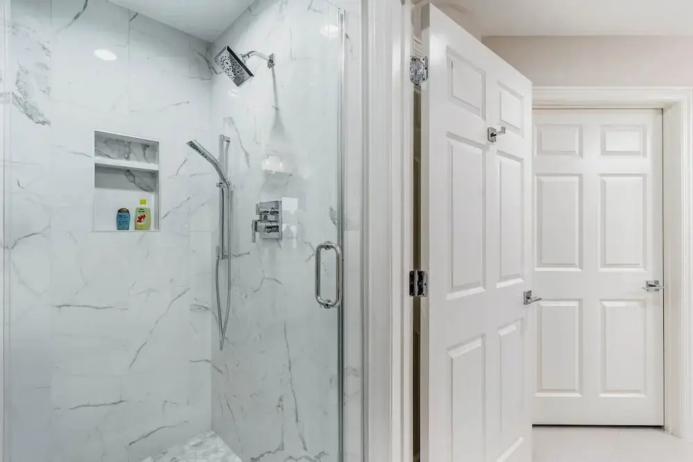 Exquisitely remodeled 3 bedroom 3 bath ocean view condo, 908 Margate 3 Condo