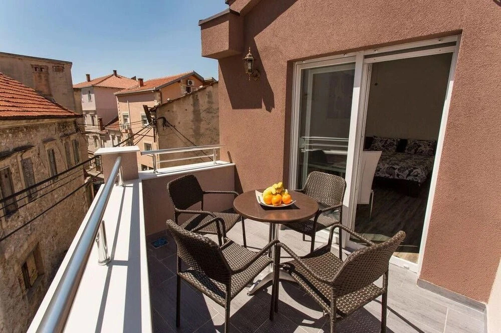 Apartments & Rooms Villa Zaad FREE PRIVATE PARKING