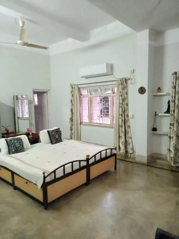 Nibhriti Guest House