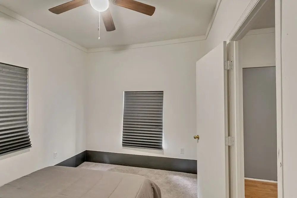 Cozy Charming Two-story Home Great For Long Stays 3 Bedroom Home by RedAwning