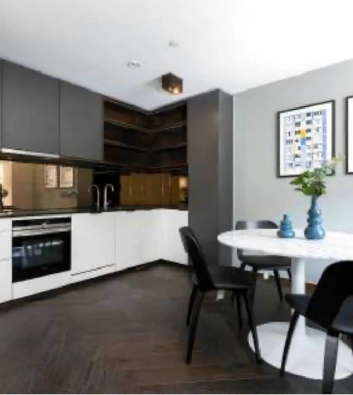 Vibrant Stylish 1 Bed Apartment Behind Oxford St