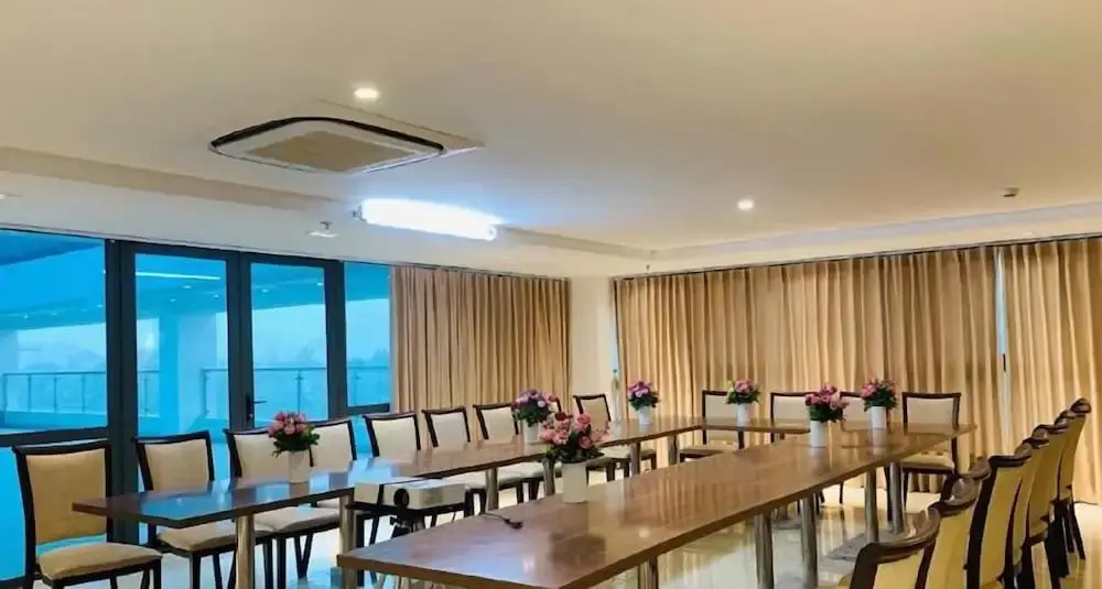 Aroma Hotel HN by Bay Luxury