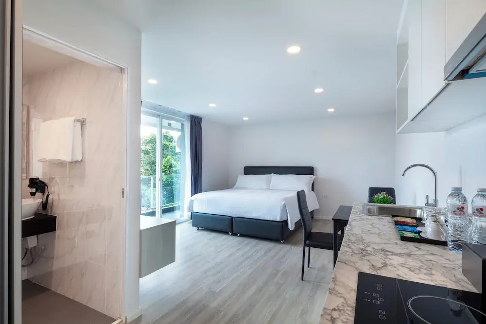 The Rizin Hotel Phratamnak