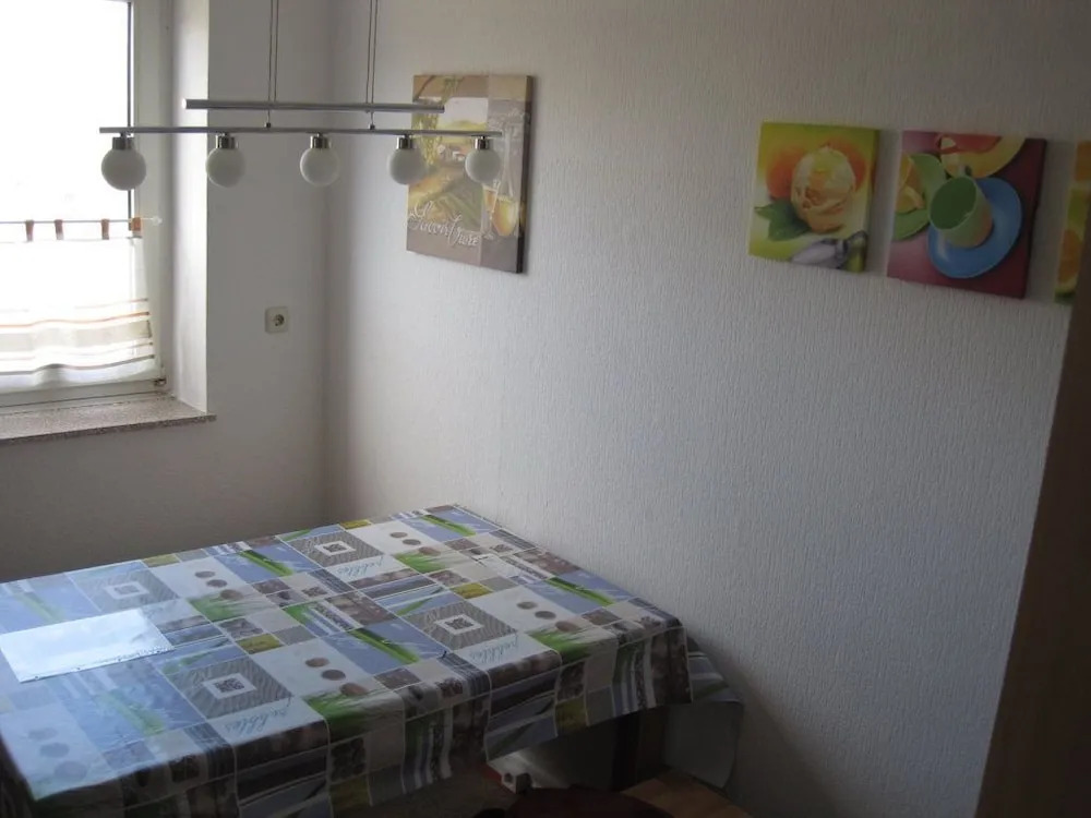 92B Bahnhofstr. Apartment