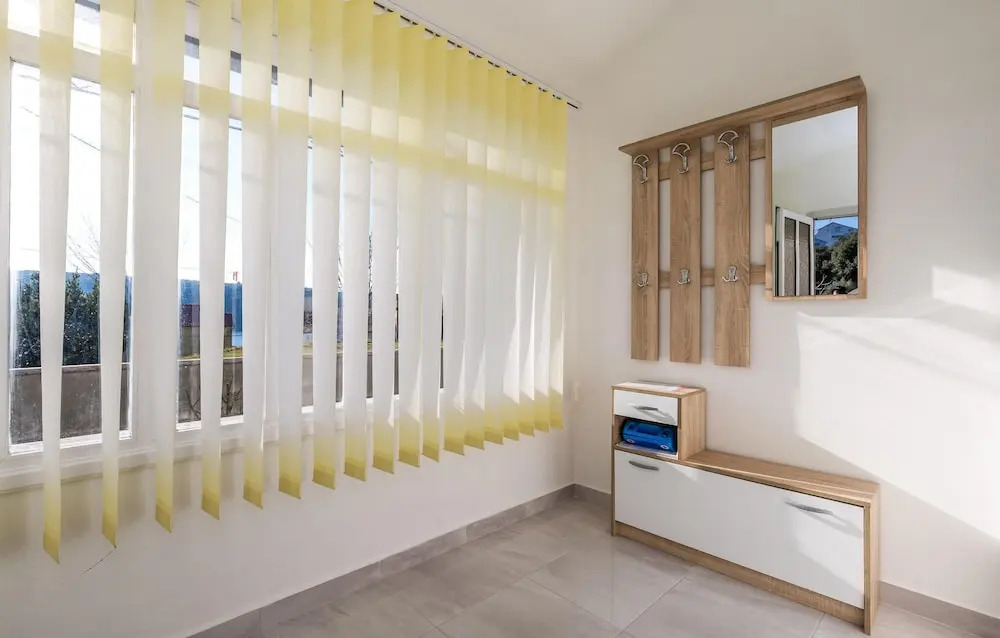 Stunning Home in Kampor With Wifi and 2 Bedrooms