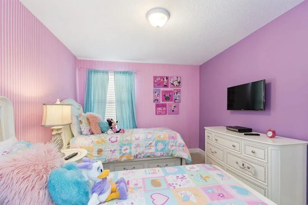 Storey Lake - 4784 Kings Castle Circle