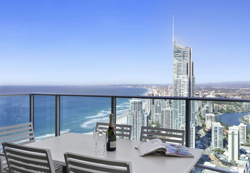 Holiday Holiday H-Residences Apartments