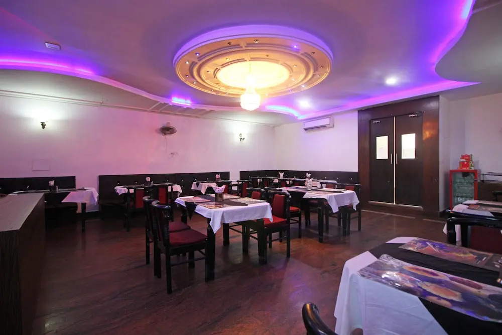 OYO 2659 Hotel Taj Prince