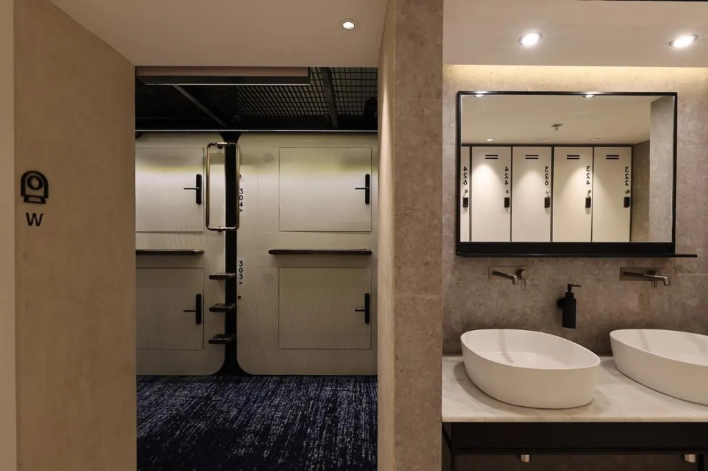 The O Pod Capsule Hotel