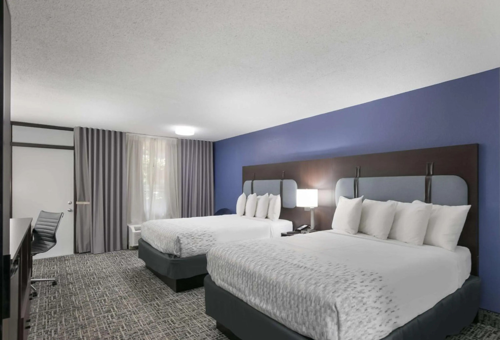 SureStay Plus Hotel by Best Western Gatlinburg