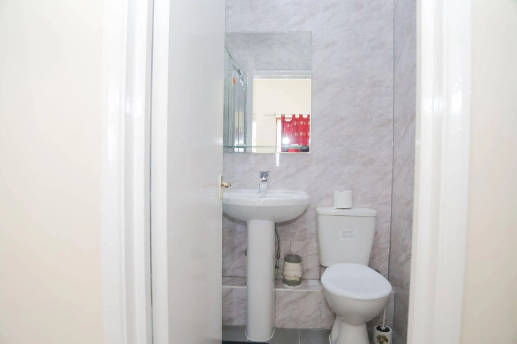 London Shelton Hotel, Finsbury Park