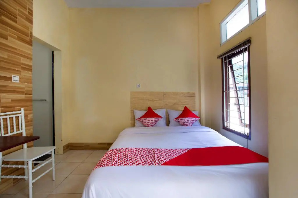OYO 3249 Wijaya Kusuma Residence