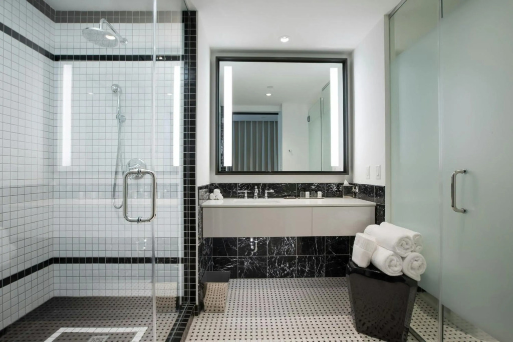 The Laura Hotel, Houston Downtown, Autograph Collection