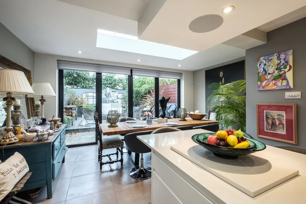 Contemporary Burntwood Grange Demeure - TFR