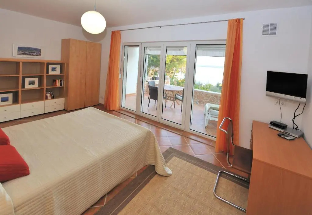 Nautilus-Bay Apartments - First Row Suites 210, 211 - Villa Gorma
