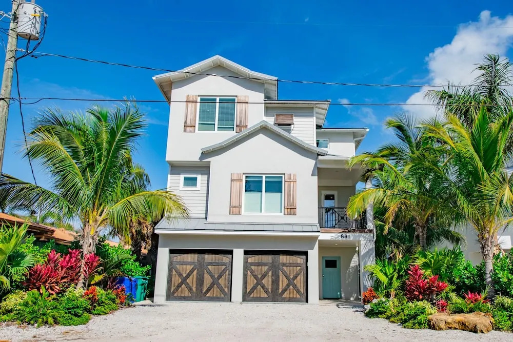Bay View Beauty