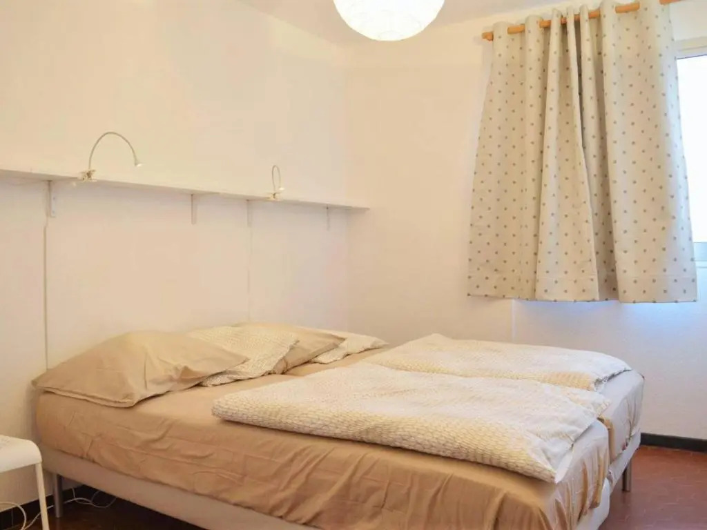 Appartement Le Lavandou, 2 pièces, 4 personnes - FR-1-251-384