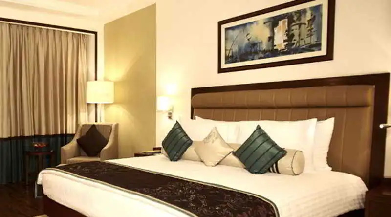 City Club Phase III