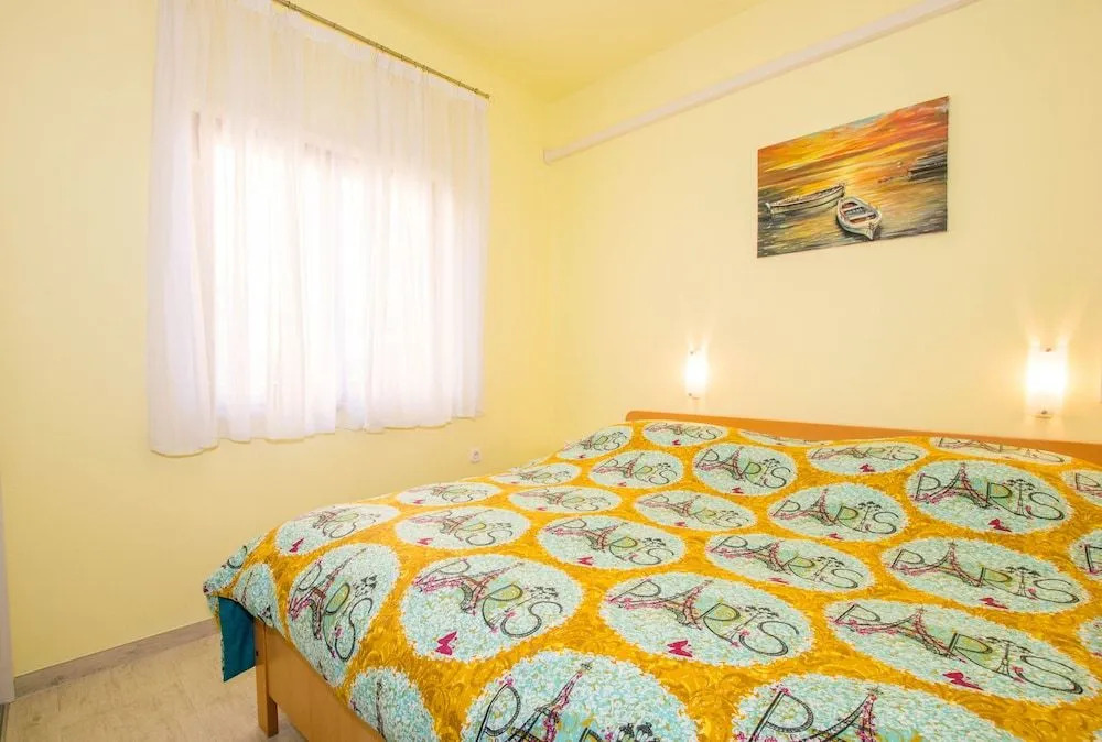 Apartments Pettener - great location