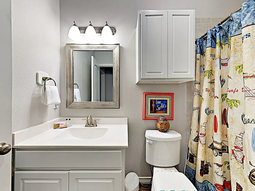 Boats and Oars - 4 Br Condo