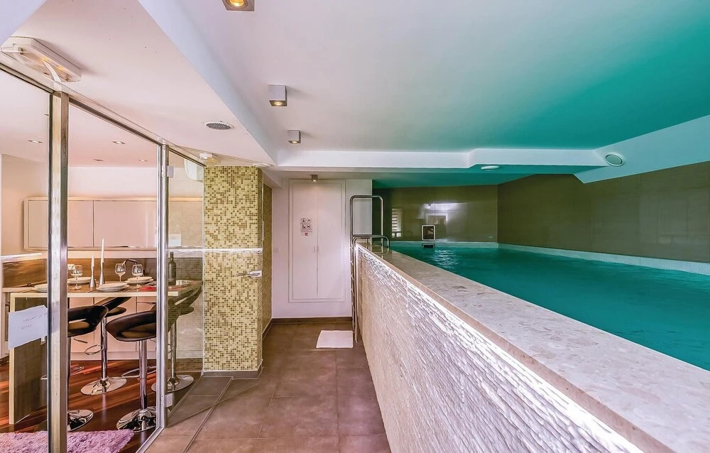 Stunning Apartment in Crikvenica With Sauna, 2 Bedrooms and Wifi