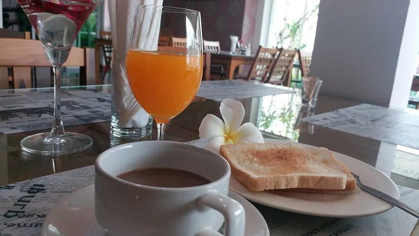 Subpaisarn Hotel