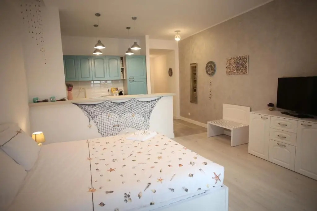 Seashell Studio Mamaia
