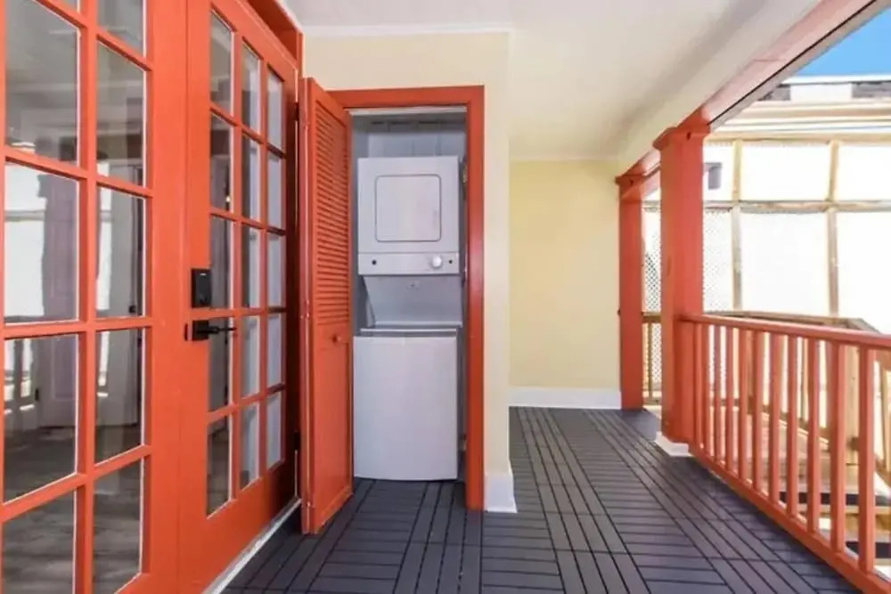 20 Hypolita Street