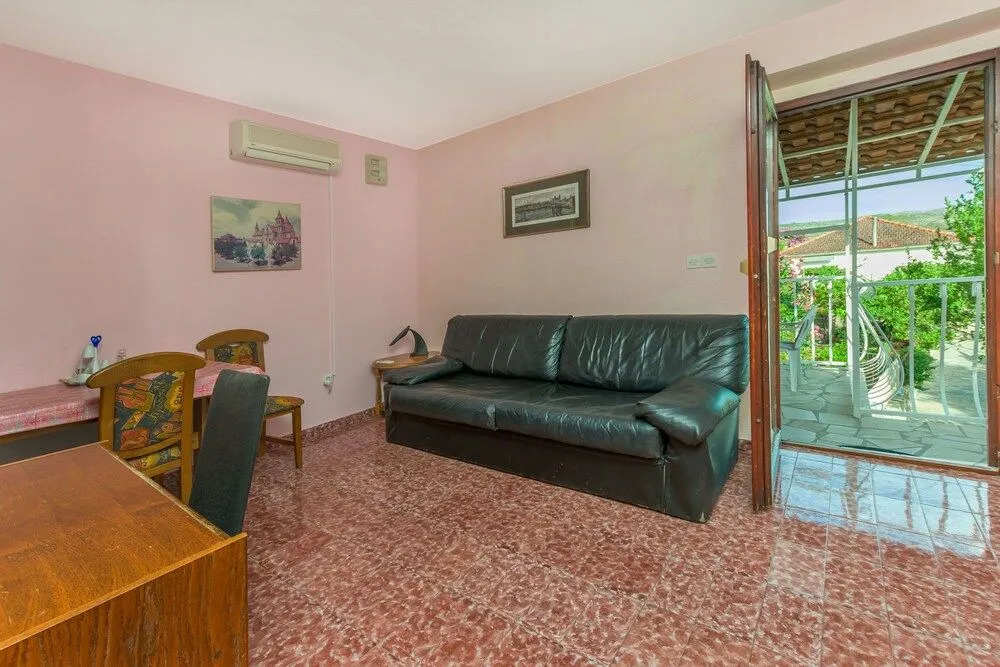 Apartments Mare