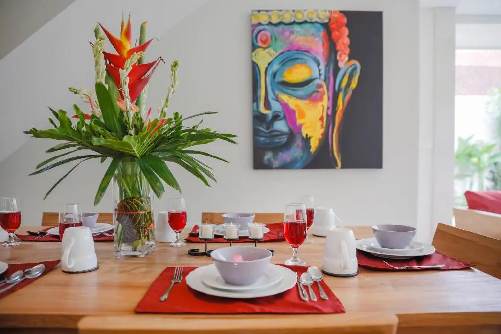 Villa 66, 5 min walk to Double 6 beach