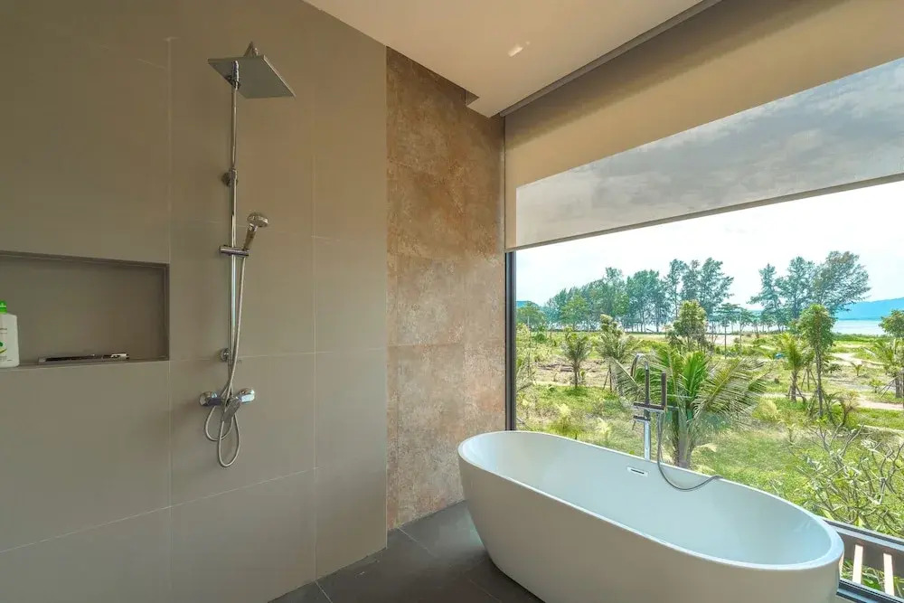 Modern 2-Level Pool Villa Long One A5