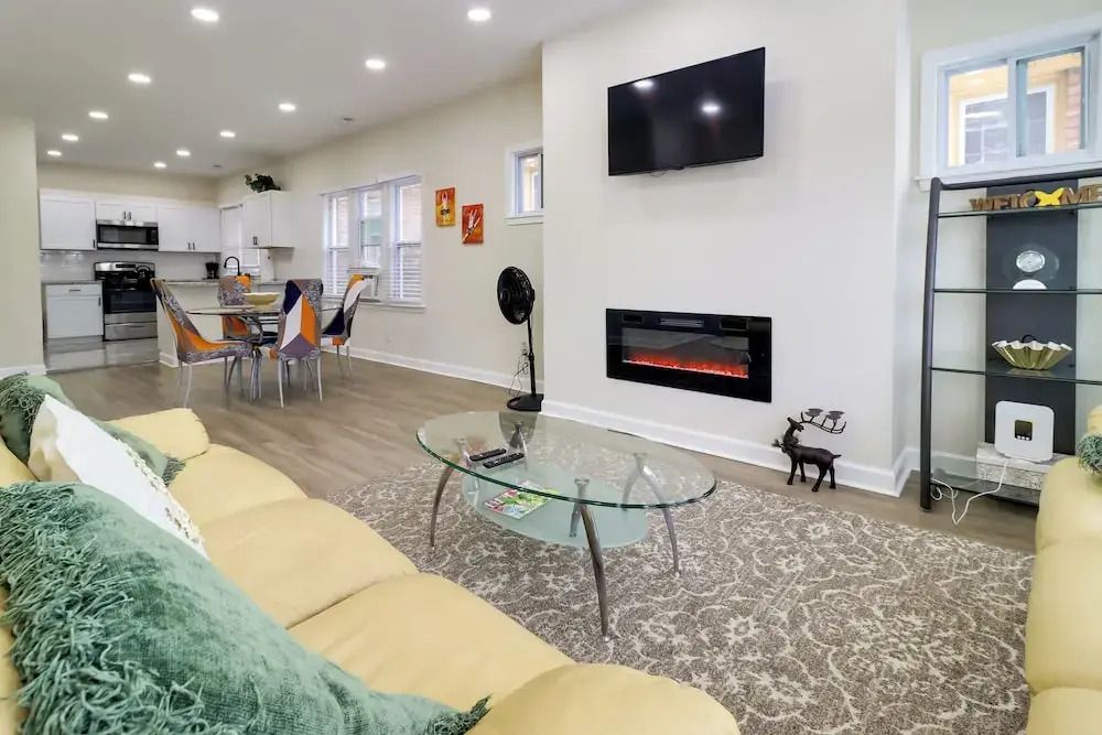 Modern Updates & Great Location! Detroit Duplex