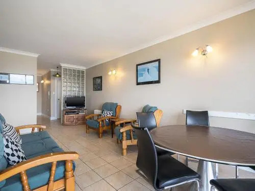 Waterfront Unit, Unit 3