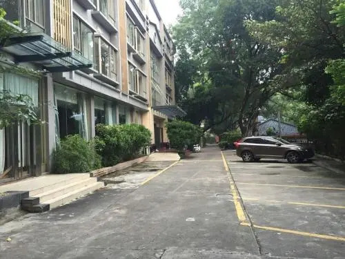 Huizhou Luofu Yixuan Hotel