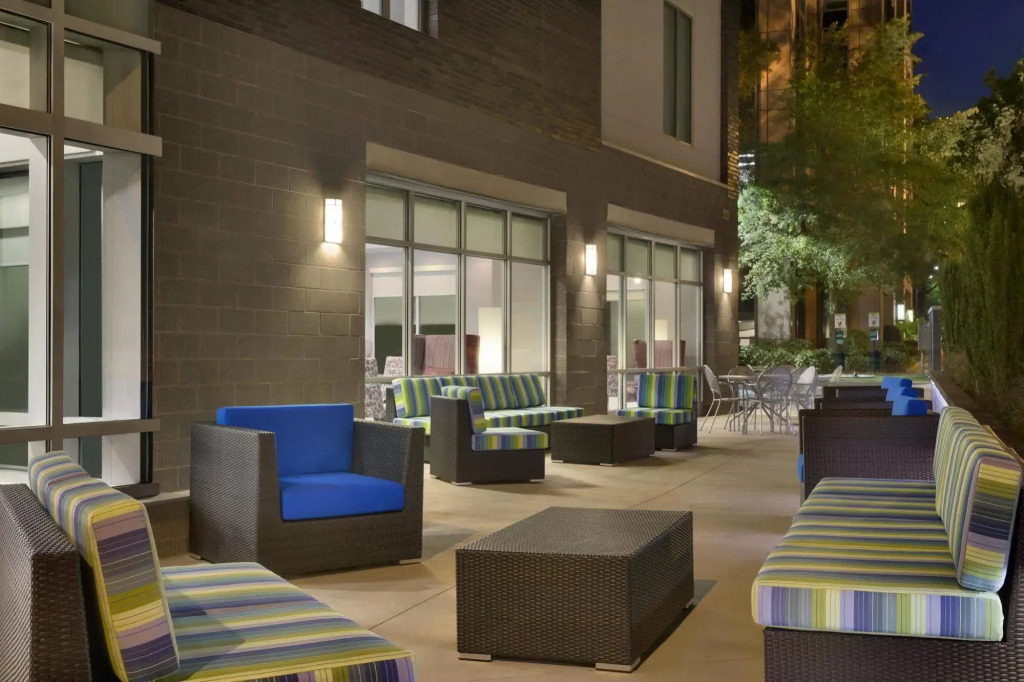 Home2 Suites by Hilton Greenville Downtown