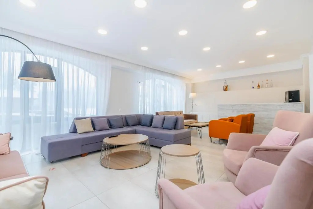 Kokhta Plaza Boutique Hotel