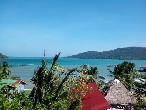 Easy Tiger - MPai Bay Beach, Koh Rong Sanloem