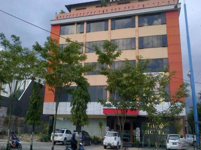 THE Hotel