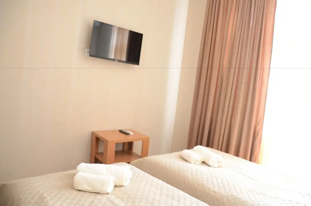 Canyon Hotel