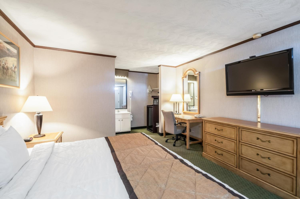 Rodeway Inn & Suites Charles Town