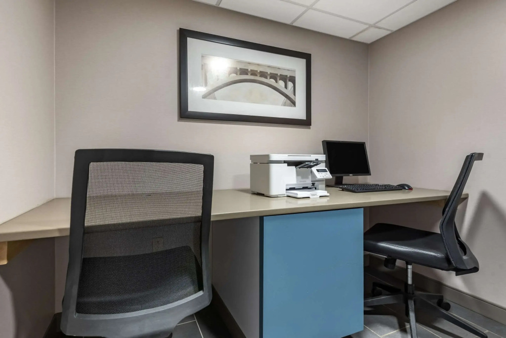Comfort Inn & Suites Liverpool - Syracuse North