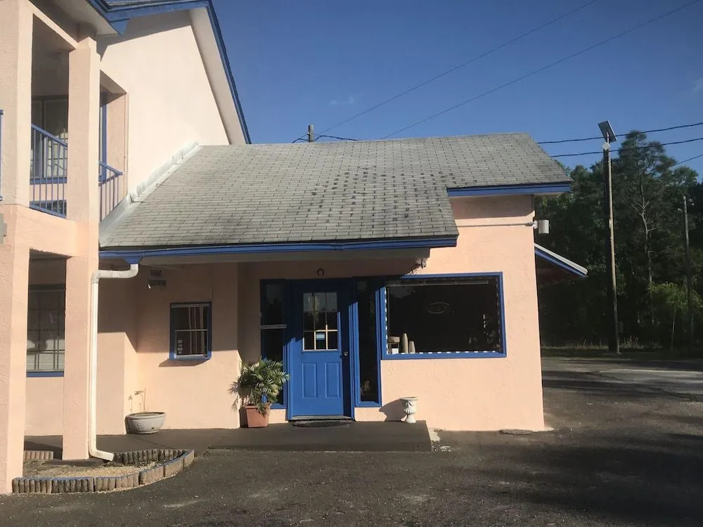 Ponce De Leon Motel