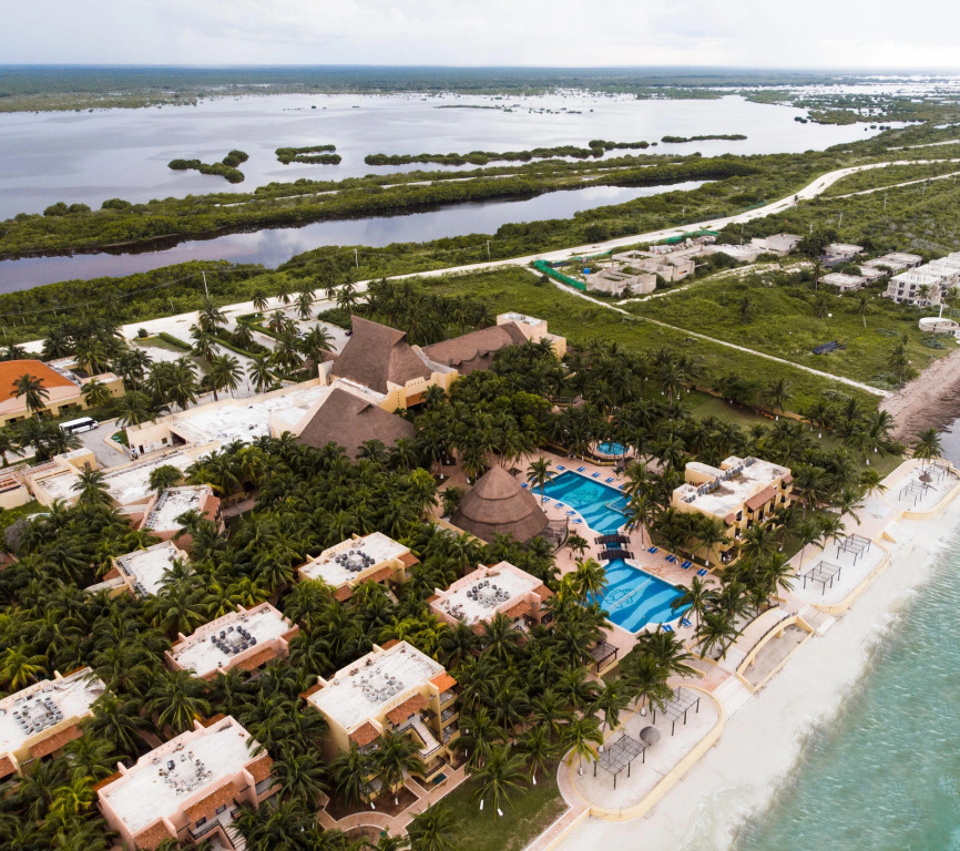 Reef Yucatán & Convention Center -  Все включено