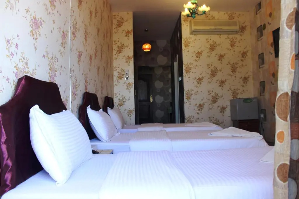 Deema Hotel