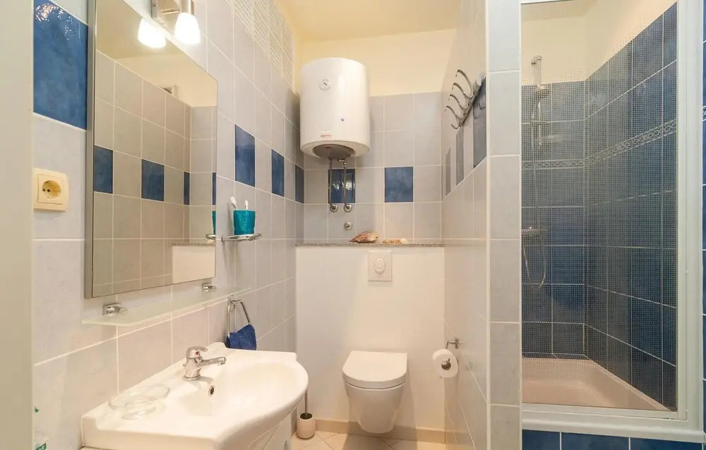Awesome Home in Jesenice With Wifi and 3 Bedrooms