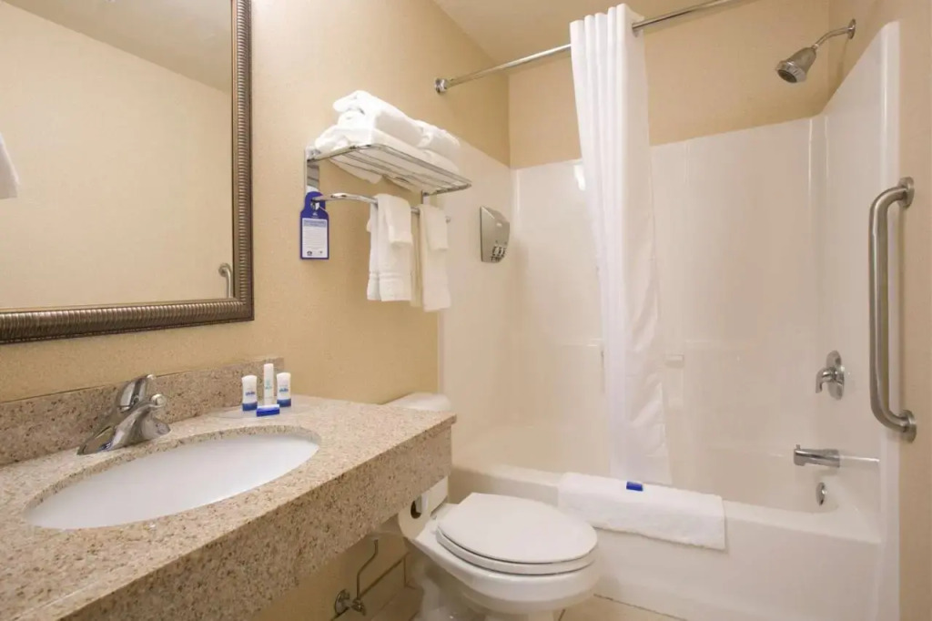 Comfort Suites Blaine
