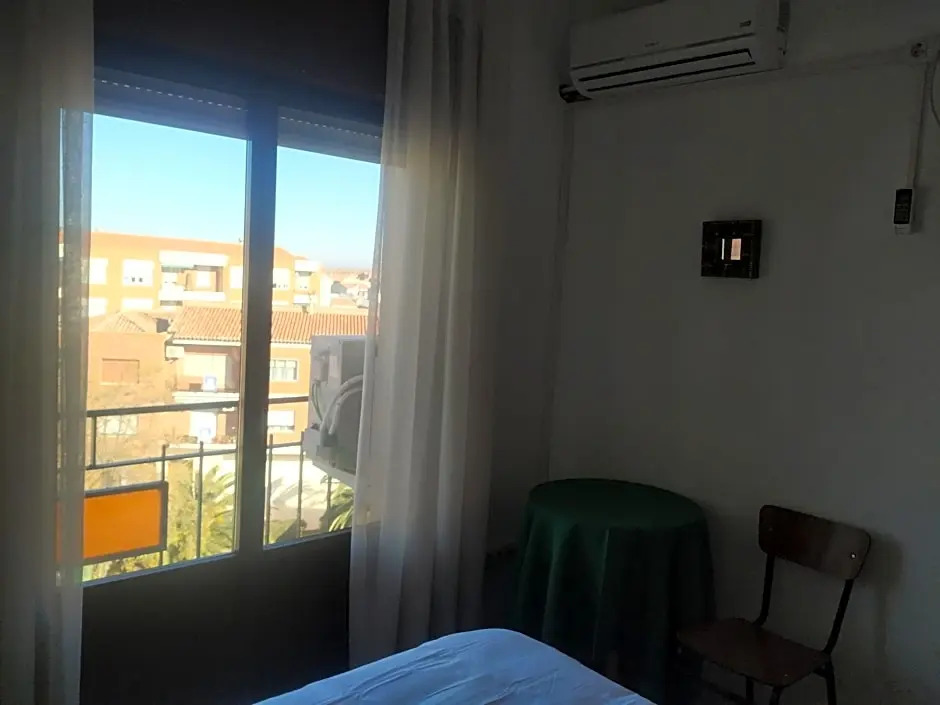 Hostal agripino y Restaurante asiático