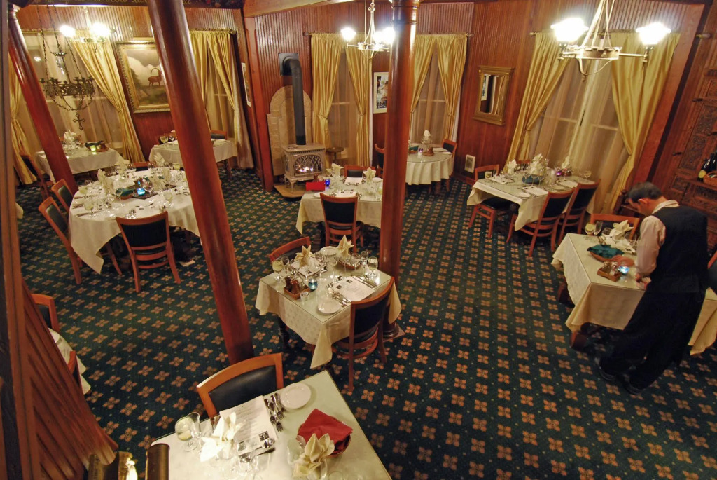 Shelburne Hotel