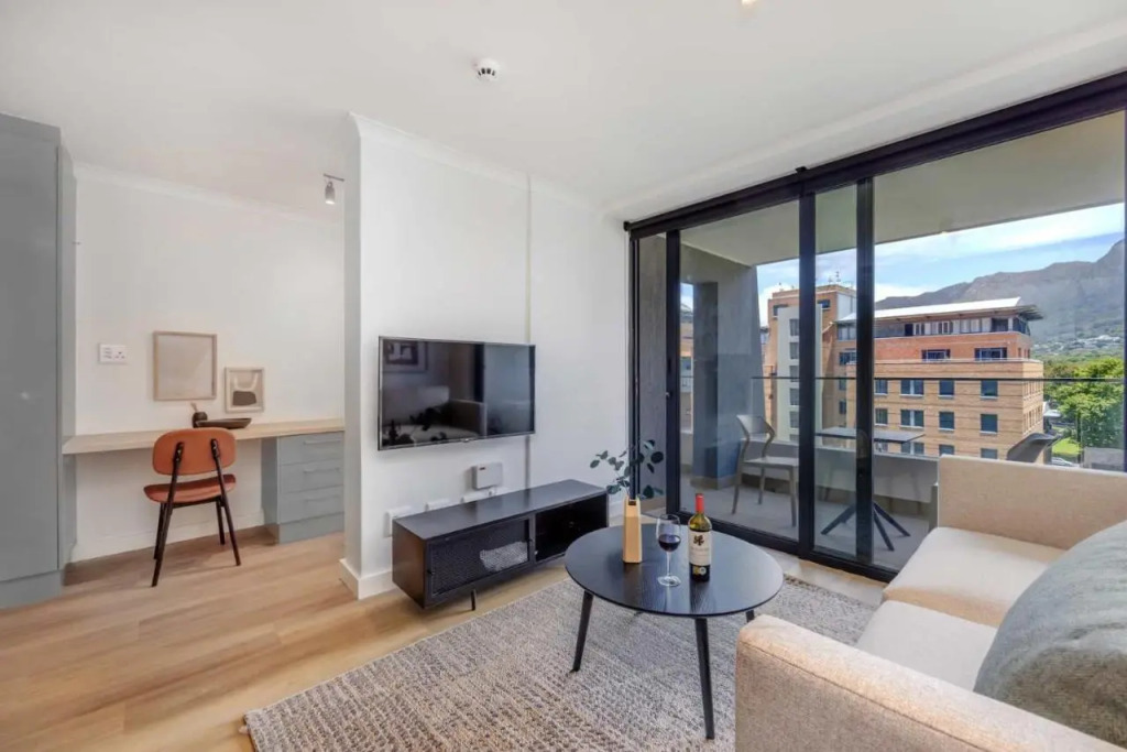 Newlands Peak Apartments